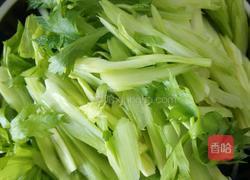 芹菜豆腐干炒肉的做法图解2