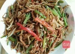 豆芽芹菜炒肉丝的做法图解12