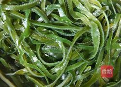 酸辣海带丝的做法图解3