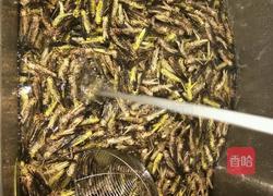 童年的味道–油爆蚂蚱的做法图解2