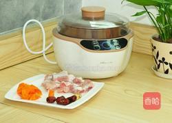 胡萝卜排骨粥的做法图解1