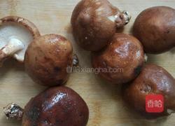 香菇西兰花的做法图解2