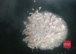 木耳鲜姜炒肉片的做法图解4