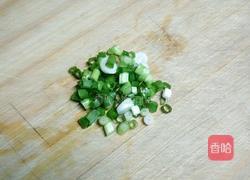 凉拌绿豆芽的做法图解3