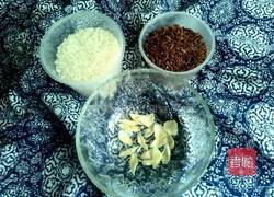 百合红米粥的做法图解1