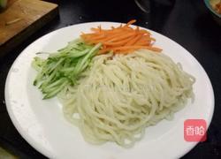 腊肠肉酱面的做法图解12