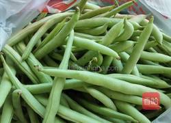 豆角蒸面的做法图解1