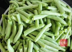 豆角蒸面的做法图解2