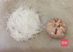 蒜蓉粉丝蒸肉末丝瓜的做法图解2