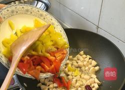 耗油鸡丁配彩椒的做法图解8