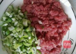 葱香肉卷的做法图解2