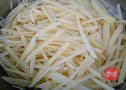 简单的青椒土豆丝的做法图解2
