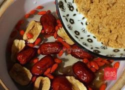 红枣桂圆枸杞红糖水的做法图解5