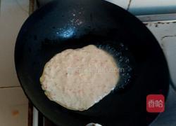 胡萝卜鸡蛋葱花饼的做法图解5