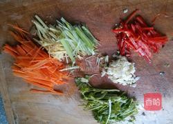 凉拌紫甘蓝的做法图解2