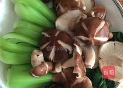 油菜香菇的做法图解1