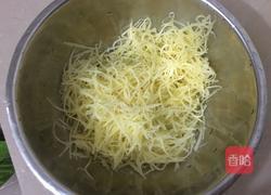 相亲相爱之爱心土豆饼的做法图解2