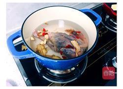药膳鸽子汤的做法图解3