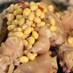 黄豆炖猪手的做法[图]