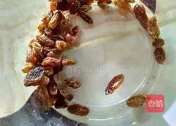 Illustration of homemade egg tarts 8