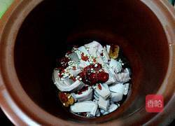 薏米猪肚汤的做法图解7