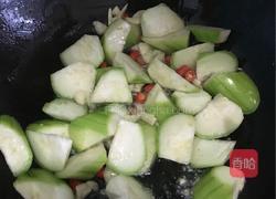 油条炒丝瓜的做法图解4
