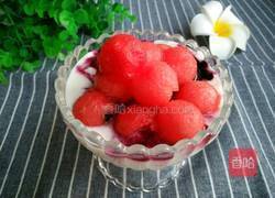 西瓜蓝莓酸奶的做法图解4