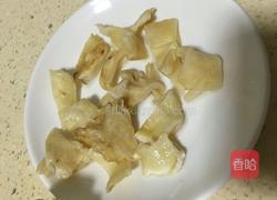 鱼胶鸡汤的做法图解3