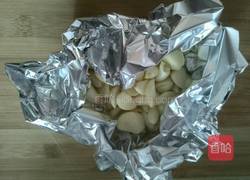 蒜香意面佐烤圣女果的做法图解1