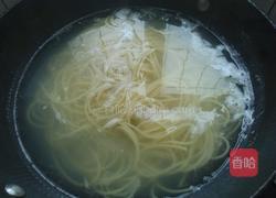 蒜香意面佐烤圣女果的做法图解5