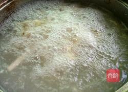 沙参枸杞鸡汤的做法图解5