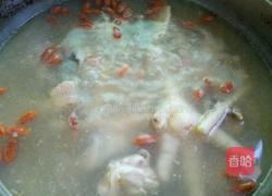 沙参枸杞鸡汤的做法图解7