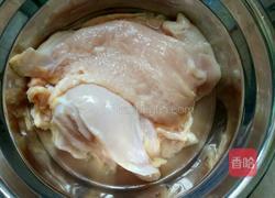 荷叶糯米鸡的做法图解3