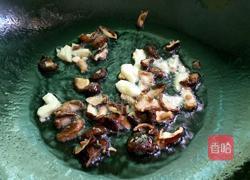 荷叶糯米鸡的做法图解6