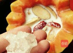 红枣木瓜炖牛奶的做法图解4