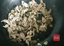 猪肉榨菜蛋汤的做法图解3