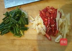 油焖香辣虾的做法图解1