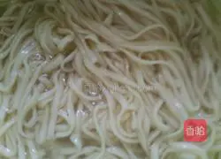 Illustration of how to make delicious fried noodles 2