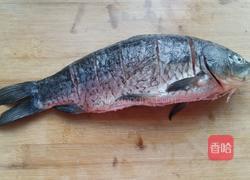 鲫鱼豆腐汤的做法图解2