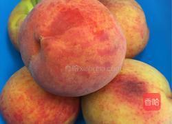 黄桃糖水罐头的做法图解1