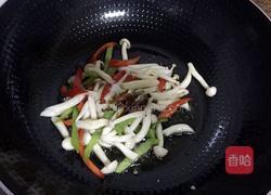 蚝油炒海鲜菇的做法图解7