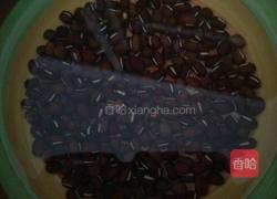 小米红豆粥的做法图解2