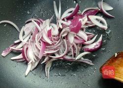 鱿鱼炒饭的做法图解2