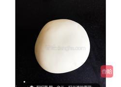 韭菜盒子～的做法图解1