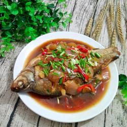 洋葱烧扁鱼的做法[图]