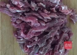 泡椒牛肉的做法图解2
