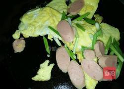 火腿肠炒鸡蛋的做法图解3