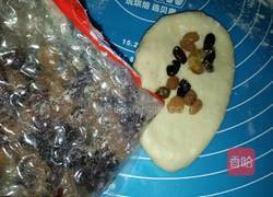 爱心蜜豆小面包的做法图解5