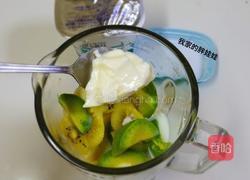 牛油果苹果酸奶奶昔的做法图解4