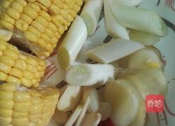 猪蹄汤的做法图解2